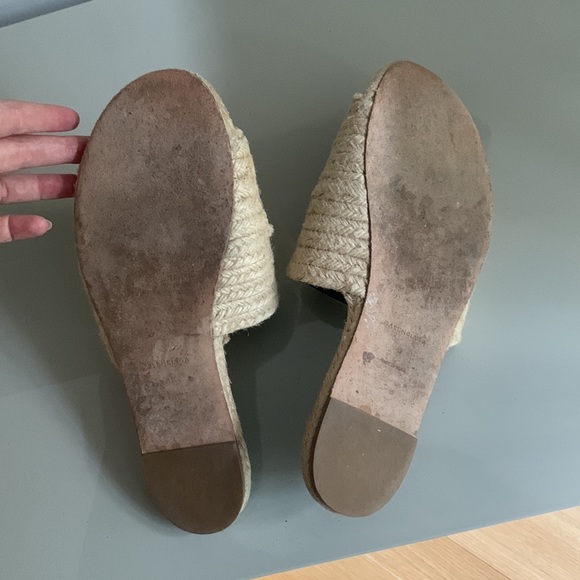 Raffia Balenciaga slides size 41- adorable and comfortable! - Picture 5 of 5